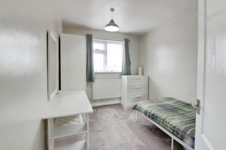 4 bedroom Detached house for sale in Manor Way, Deeping St. James, PE6