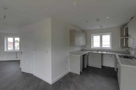 3 bedroom Semi-detached house to let in Harrier Way, Market Deeping, PE6