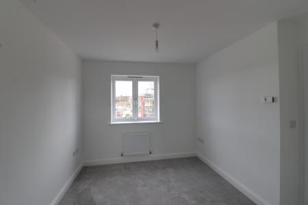 3 bedroom Semi-detached house to let in Harrier Way, Market Deeping, PE6