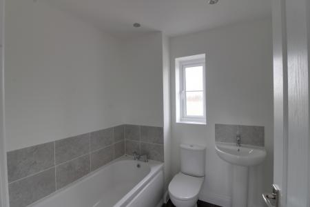 3 bedroom Semi-detached house to let in Harrier Way, Market Deeping, PE6