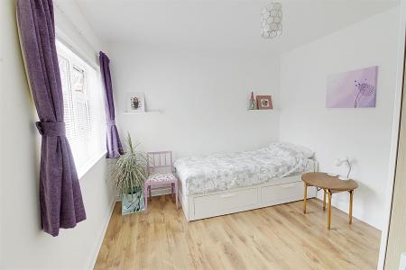 2 bedroom Detached bungalow for sale in Woodland Lea, Helpston, PE6