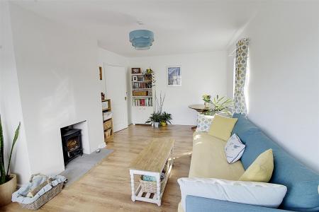 2 bedroom Detached bungalow for sale in Woodland Lea, Helpston, PE6