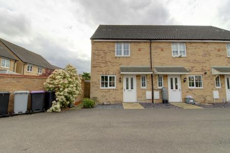 Jubilee Drive, Market Deeping, PE6