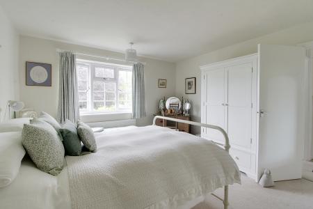 4 bedroom Detached house for sale in Eastgate, Deeping St. James, PE6