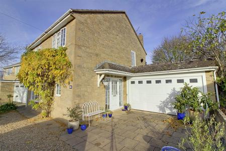 4 bedroom Detached house for sale in Eastgate, Deeping St. James, PE6