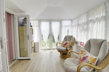 3 bedroom Detached bungalow for sale in Kesteven Drive, Market Deeping, PE6