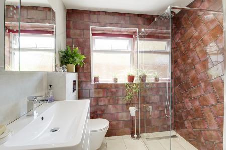 3 bedroom Detached bungalow for sale in Kesteven Drive, Market Deeping, PE6