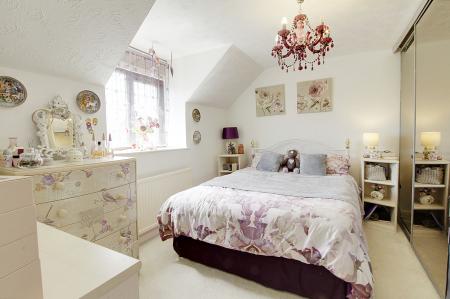 4 bedroom Detached house for sale in Meadway, Market Deeping, PE6