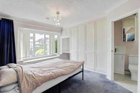 4 bedroom Detached bungalow for sale in Broadgate Lane, Deeping St. James, PE6