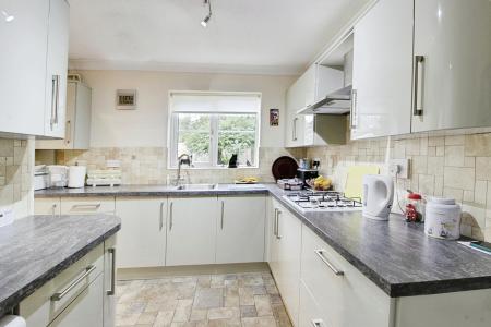 3 bedroom Detached house for sale in Truesdale Gardens, Langtoft, PE6