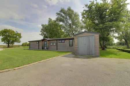 2 bedroom Lodge for sale in Lodge 11 Langtoft Lakes, PE6 9QB