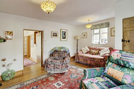 4 bedroom Semi-detached house for sale in Church Street, Deeping St. James, PE6