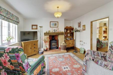 4 bedroom Semi-detached house for sale in Church Street, Deeping St. James, PE6