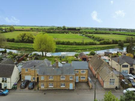 4 bedroom Semi-detached house for sale in Church Street, Deeping St. James, PE6