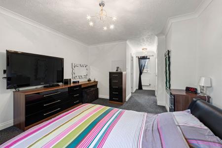 5 bedroom Detached house for sale in Haywain Drive, Deeping St. Nicholas, PE11