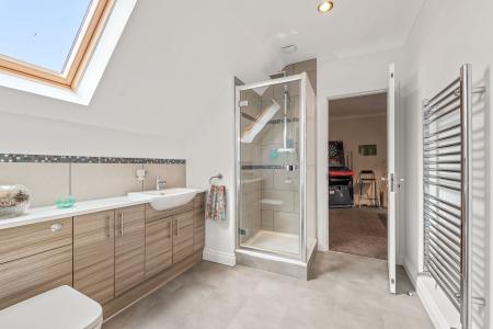 5 bedroom Detached house for sale in Haywain Drive, Deeping St. Nicholas, PE11