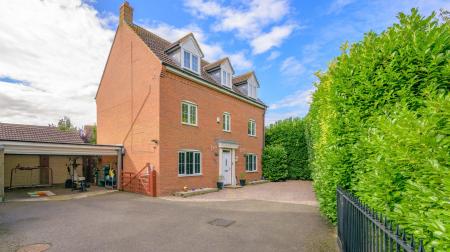 5 bedroom Detached house for sale in Haywain Drive, Deeping St. Nicholas, PE11