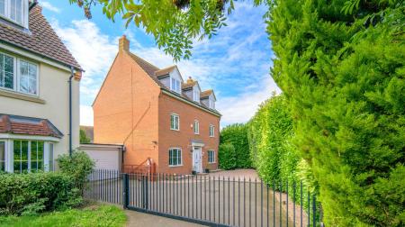 5 bedroom Detached house for sale in Haywain Drive, Deeping St. Nicholas, PE11