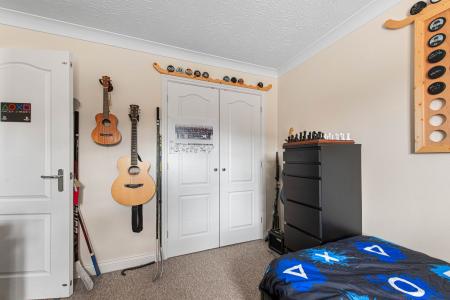 5 bedroom Detached house for sale in Haywain Drive, Deeping St. Nicholas, PE11