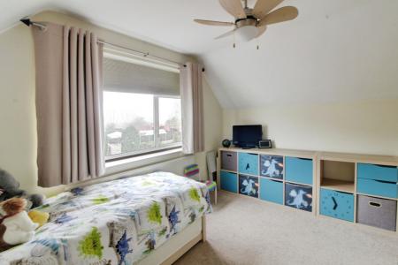 3 bedroom Chalet for sale in Guntons Road, Newborough, PE6