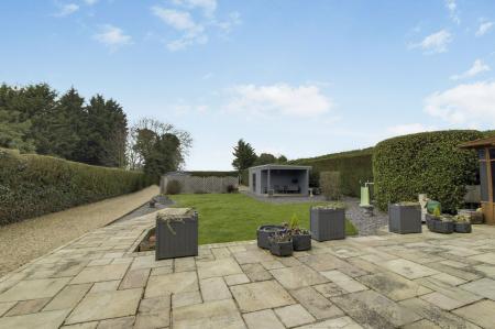 3 bedroom Chalet for sale in Guntons Road, Newborough, PE6