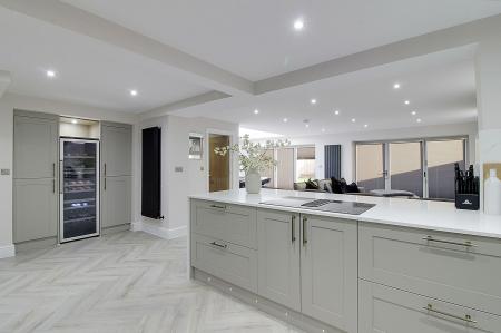 5 bedroom Detached house for sale in Frognall, Deeping St. James, PE6