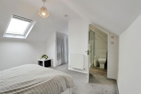 4 bedroom Detached bungalow for sale in Broadgate Lane, Deeping St. James, PE6
