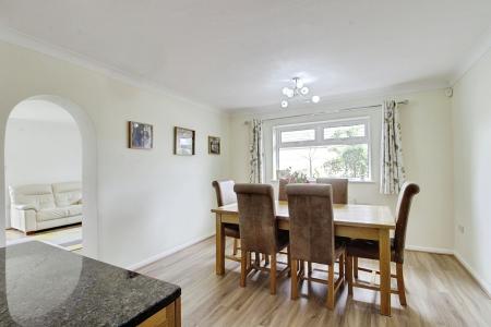 4 bedroom Detached bungalow for sale in Broadgate Lane, Deeping St. James, PE6