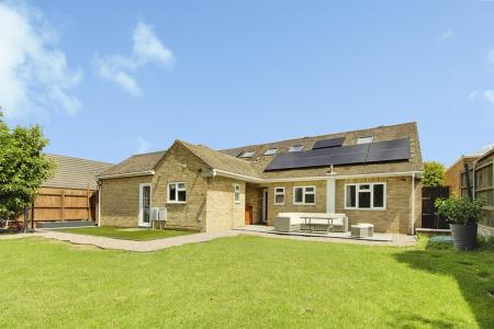 4 bedroom Detached bungalow for sale in Broadgate Lane, Deeping St. James, PE6