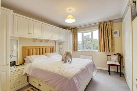 3 bedroom Detached house for sale in Truesdale Gardens, Langtoft, PE6