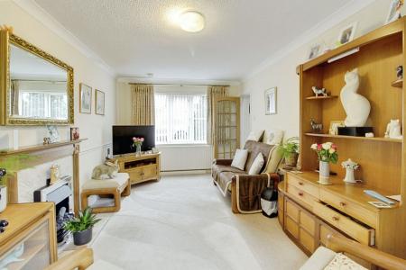 3 bedroom Detached house for sale in Truesdale Gardens, Langtoft, PE6
