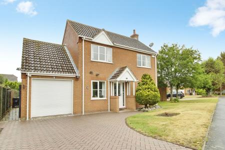3 bedroom Detached house for sale in Truesdale Gardens, Langtoft, PE6