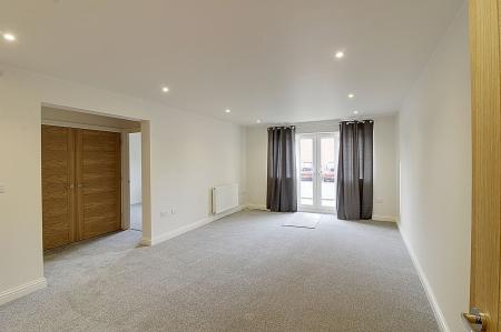 2 bedroom Flat to let in Churchfield Close, Deeping St. James, PE6