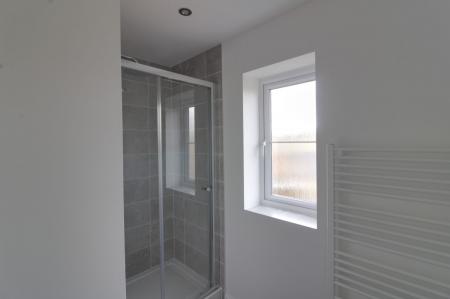 3 bedroom Semi-detached house to let in Harrier Way, Market Deeping, PE6
