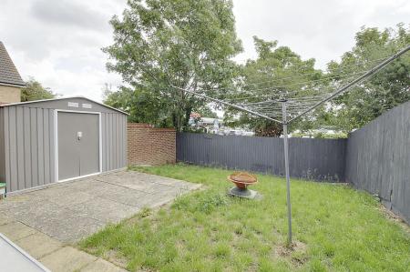 3 bedroom Semi-detached house to let in Princess Grove, Market Deeping, PE6