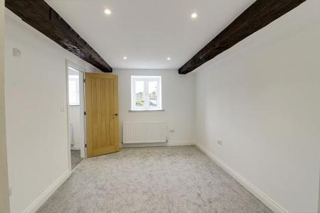 3 bedroom Terraced House to let in Bridge Foot, Market Deeping, PE6