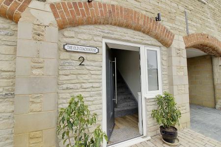 3 bedroom Terraced House to let in Bridge Foot, Market Deeping, PE6