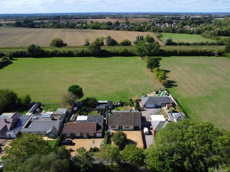 4 bedroom Detached house for sale in Meadow Road, Peakirk, PE6