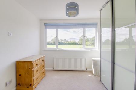 4 bedroom Detached house for sale in Meadow Road, Peakirk, PE6