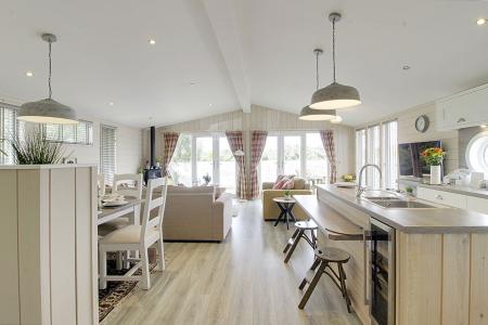 3 bedroom Lodge for sale in Langtoft Lakes, Spion Kop Lane, PE6