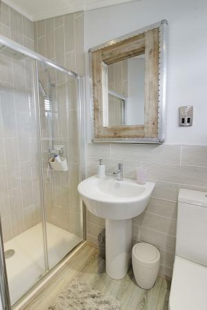 3 bedroom Lodge for sale in Langtoft Lakes, Spion Kop Lane, PE6