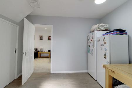 4 bedroom Detached house for sale in Beech Close, Market Deeping, PE6