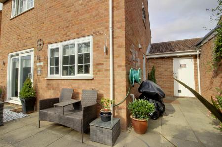 4 bedroom Link detached house for sale in Swift Close, Deeping St. James, PE6