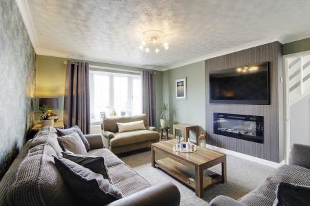 4 bedroom Link detached house for sale in Swift Close, Deeping St. James, PE6