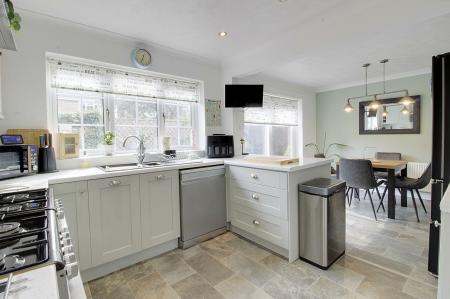 4 bedroom Link detached house for sale in Swift Close, Deeping St. James, PE6