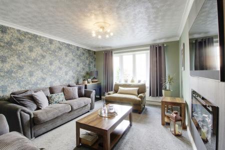 4 bedroom Link detached house for sale in Swift Close, Deeping St. James, PE6