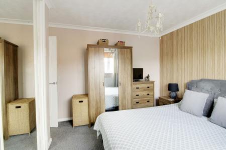 4 bedroom Link detached house for sale in Swift Close, Deeping St. James, PE6