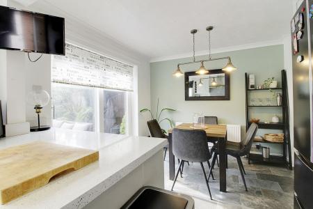 4 bedroom Link detached house for sale in Swift Close, Deeping St. James, PE6