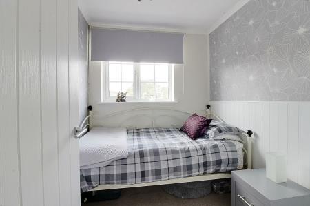 4 bedroom Link detached house for sale in Swift Close, Deeping St. James, PE6