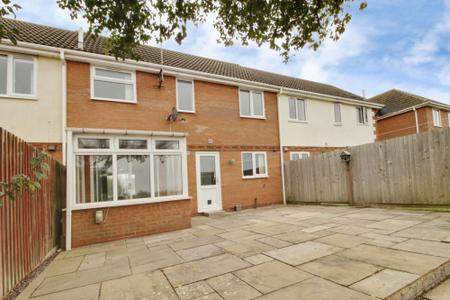 3 bedroom Terraced House to let in Wheatfield, Langtoft, PE6